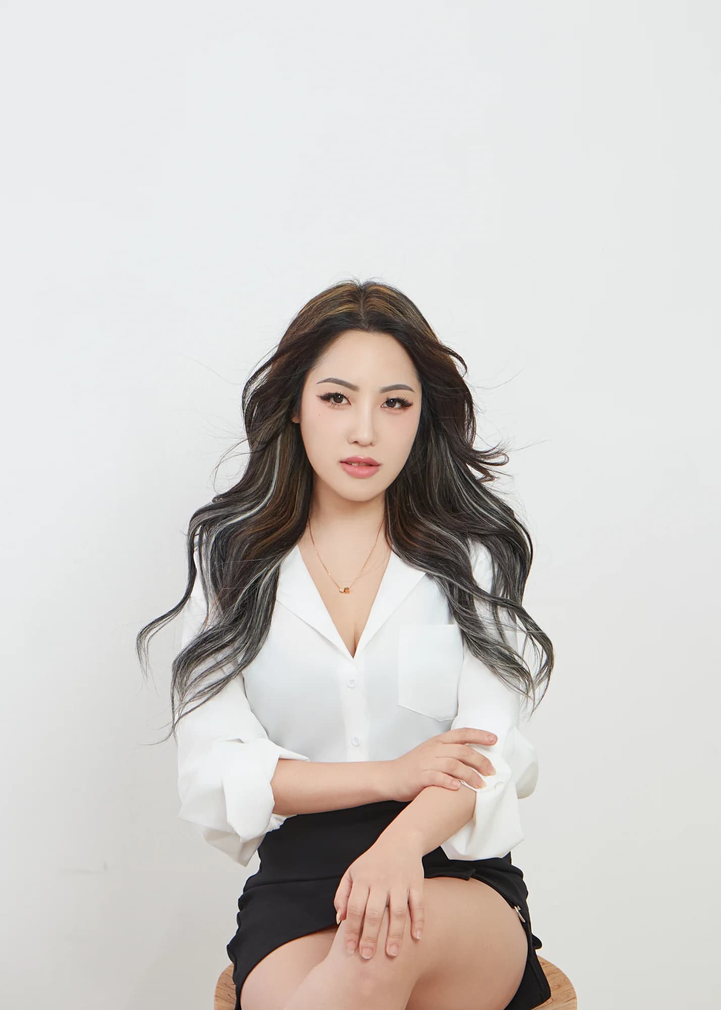 Seoul Crown client Lauren look 2